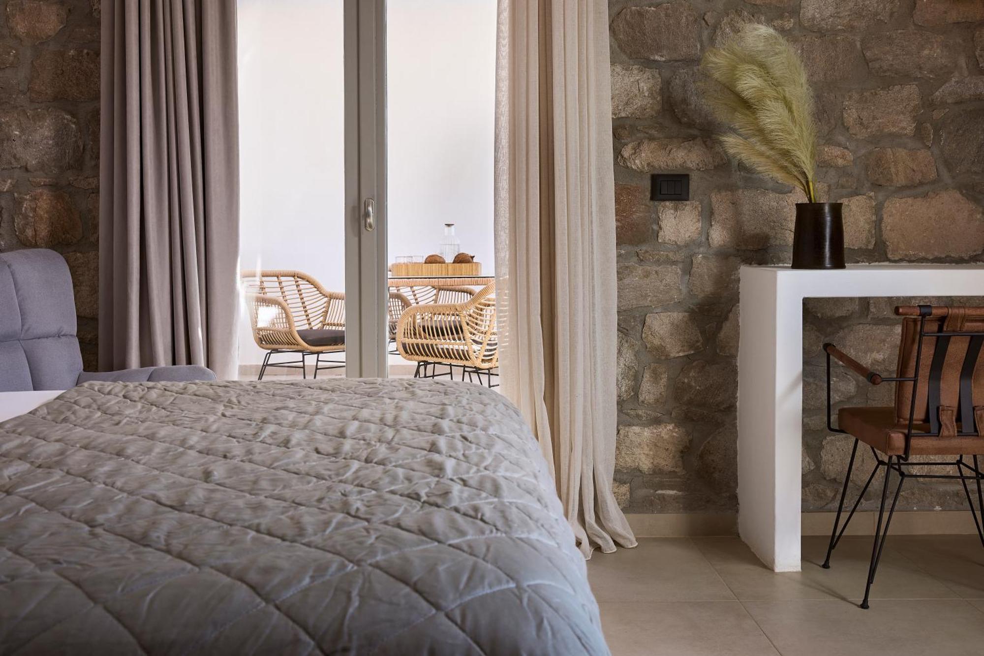 Kedros Milos Suites Adamantas  Habitación foto